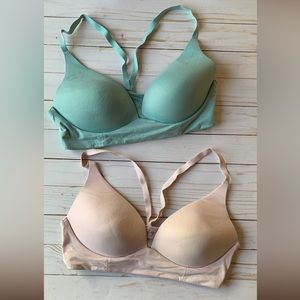 2 VS Plunge Bras
